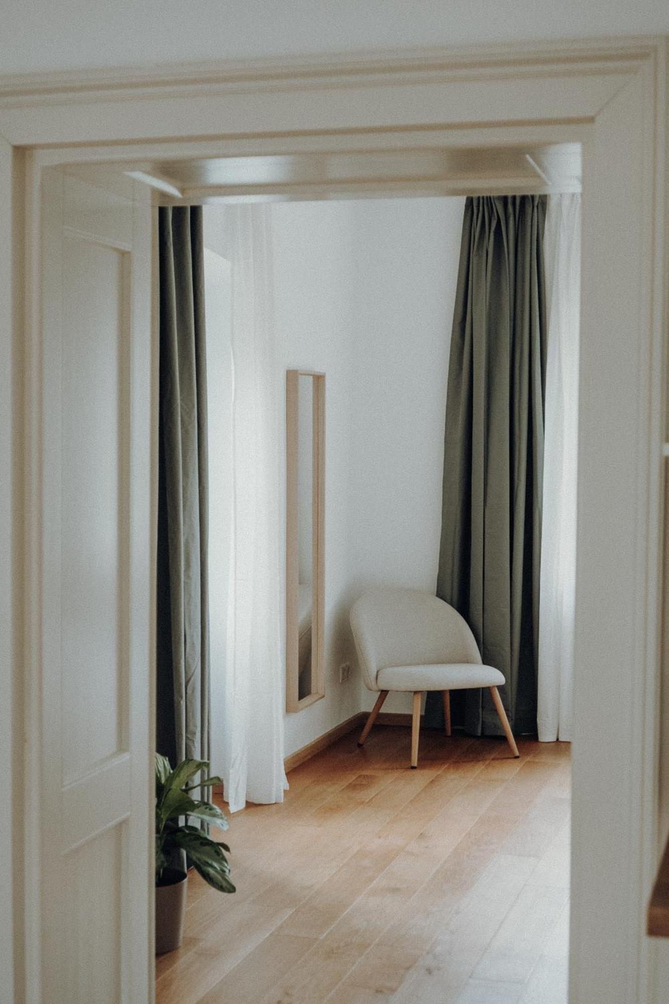 Neustadt an der Weinstraße Weinstrassen Apartment Mit Zentrumsanbindung מראה חיצוני תמונה
